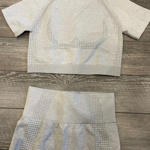 Women Seamless Light Gray Yoga set Fitness Sports Suits GYM Clothes Sz M - Picture 3 of 4